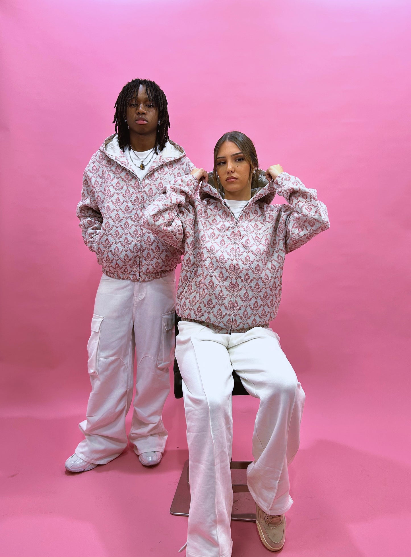 Zip Portrait Pink